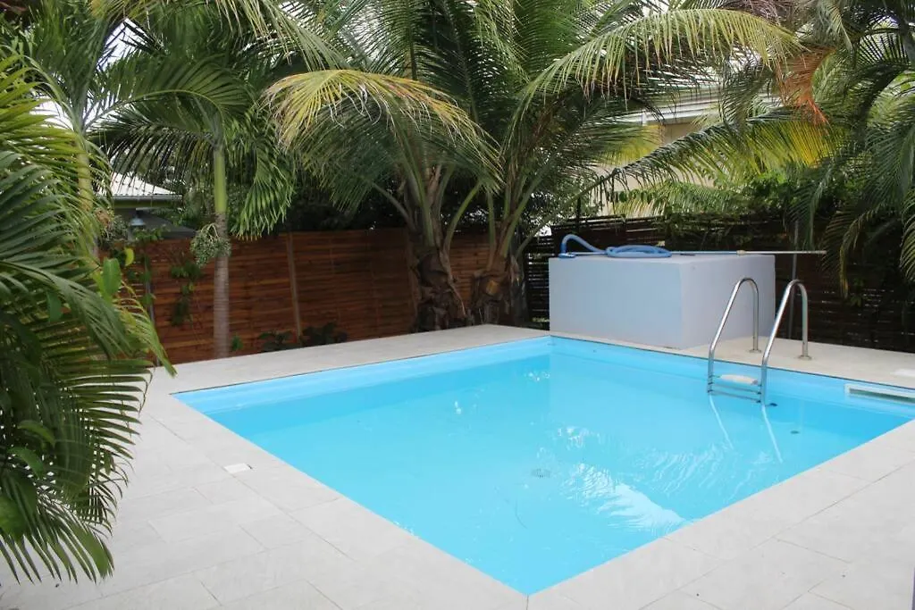 Complexe L'Anjou Creole 3 Etoiles Piscine St Anne Douville