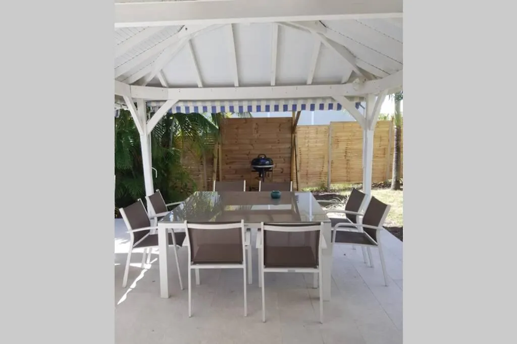 Complexe L'Anjou Creole 3 Etoiles Piscine St Anne Douville 0*,
