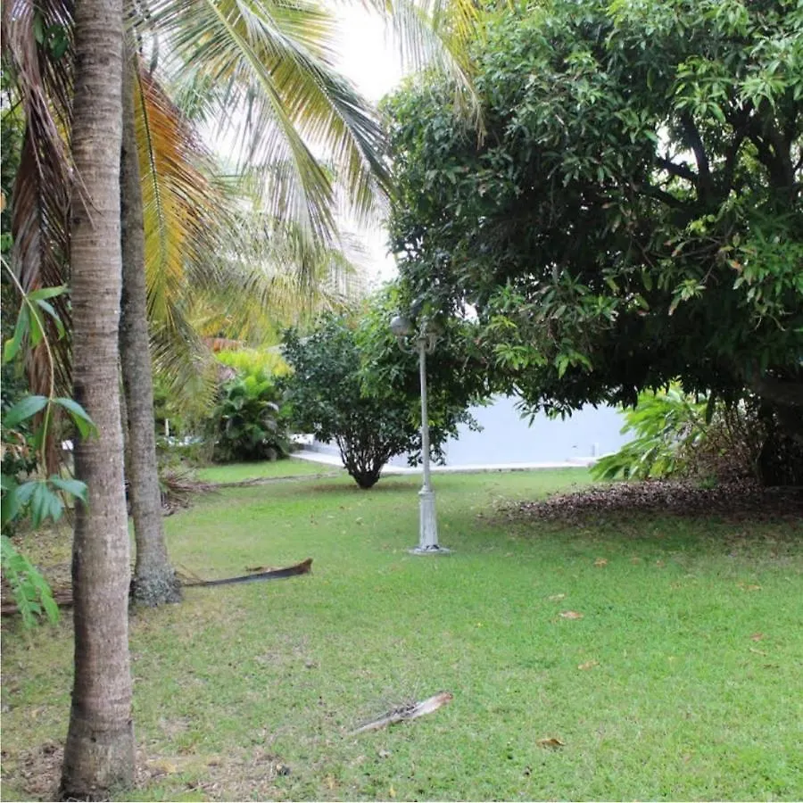 Villa Complexe L'Anjou Creole 3 Etoiles Piscine St Anne Douville Guadeloupe